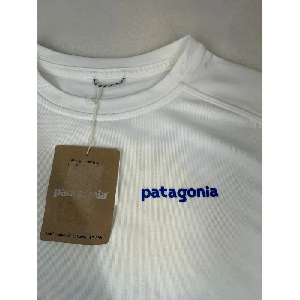 Patagonia Kids Capilene Silkweight T-Shirt White Ridge Rise Graphic Large 12 NWT